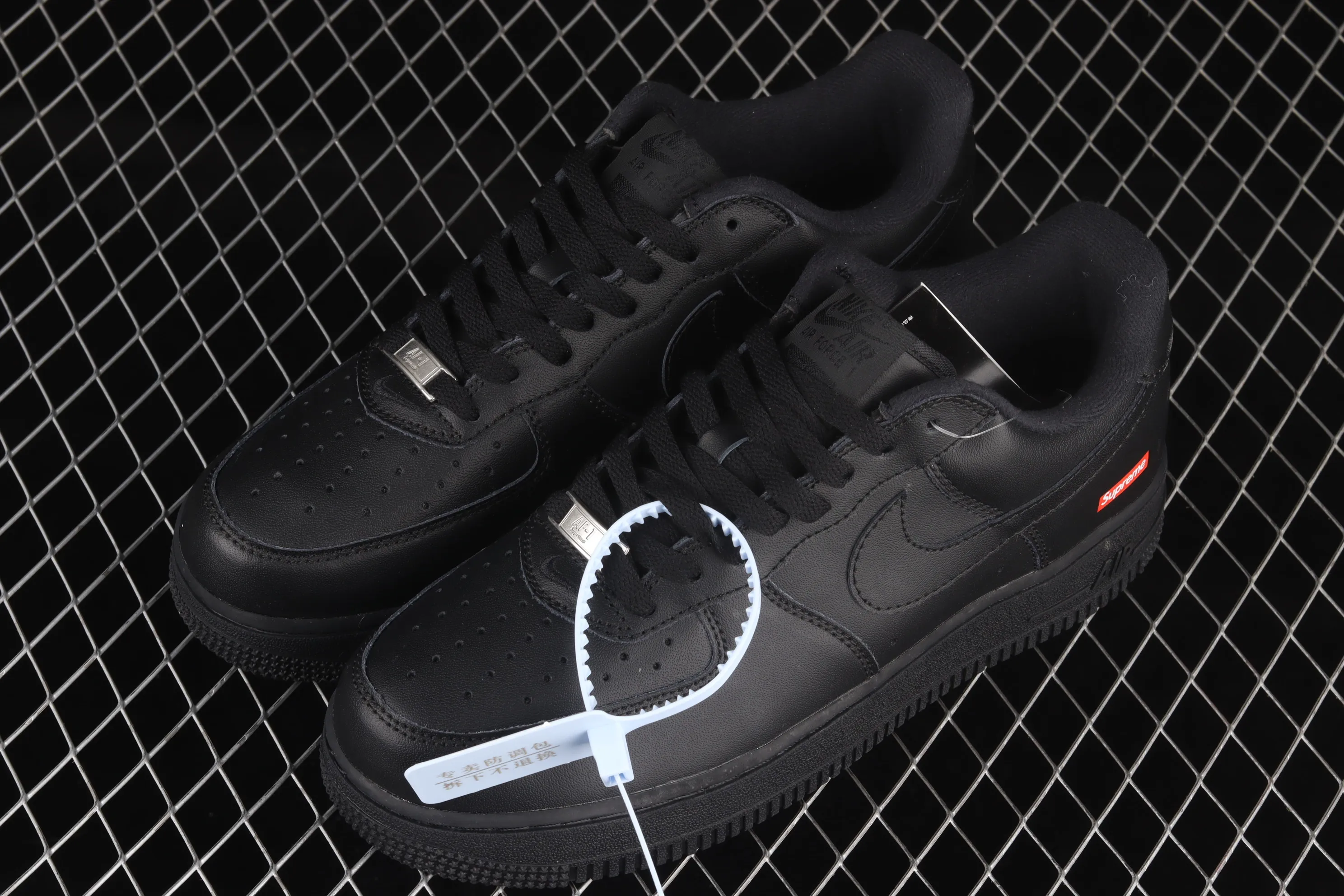 All categories Nk Air Force 1 Air Force series Nk Air Force 1 Low Air Force low-top corporate Supreme x Nk Air Force 1 Low joint model Air Force 1 low-top casual sneakers CU9225-001